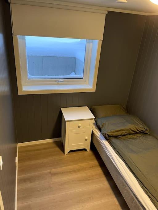 Lofoten - New Apartment, Close To Airport. 레크네스 외부 사진
